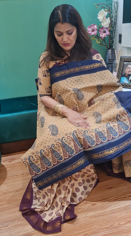 Premium Chunri Cotton Saree (Beige)
