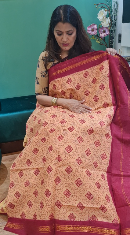 Premium Chunri Cotton Saree (Peach)